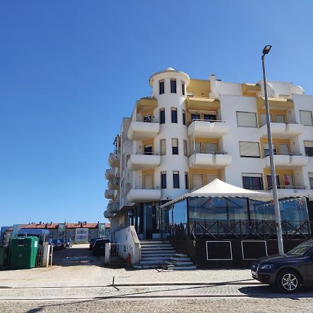 Apartment By The Beach! With Large Balcony! Sao Martinho do Porto Ngoại thất bức ảnh